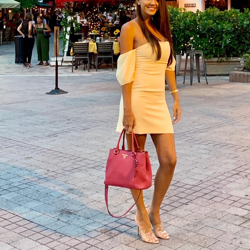 ‼️SOLD‼️Marciano Avery off-shoulder mini dress - Picture 3 of 5